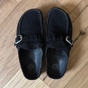 Women’s Birkenstock Buckley -Suede Slip On - Black - size 39 (8-8.5)
